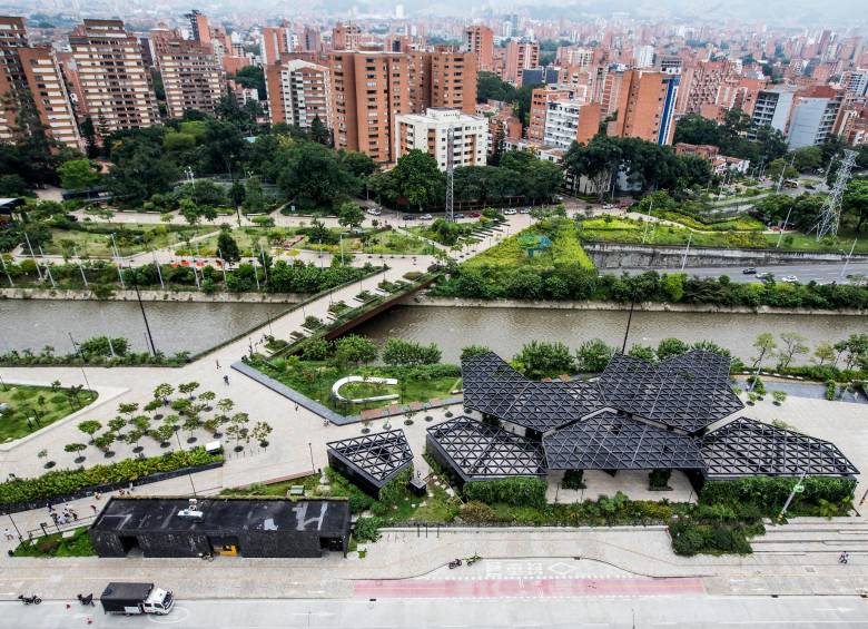 Parques del Río Norte es una de las obras de infraestructura más importantes y aportará espacio público en una de las zonas de la ciudad con mayor déficit en ese sentido. FOTO JULIO CÉSAR HERRERA