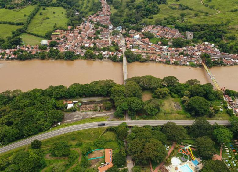 Pacífico 2, la 4G pionera en Antioquia que acerca los puertos