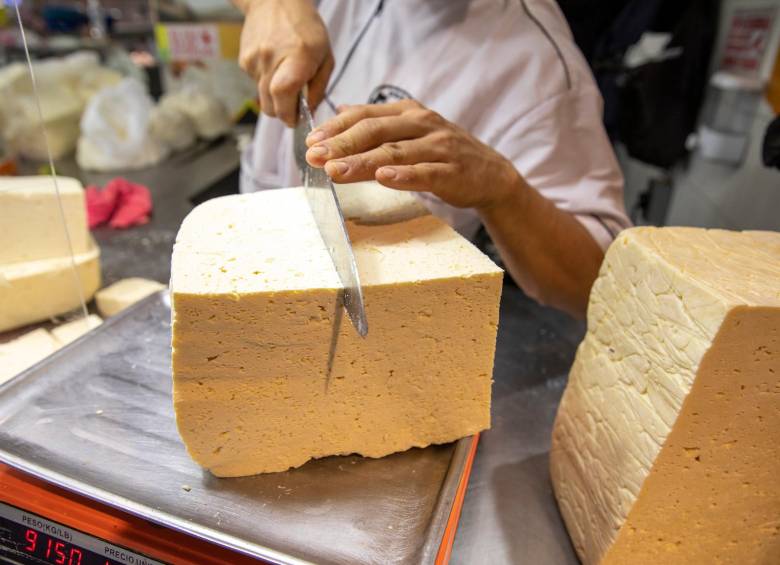 En el lugar había 25.000 ruedas de queso, cada una con un peso de 40 kilos. Imagen de refernecia. FOTO CARLOS ALBERTO VELÁSQUEZ