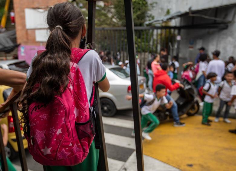 Medellín tiene grandes deudas en sus estrategias para reducir la deserción escolar. FOTO: CARLOS VELÁSQUEZ