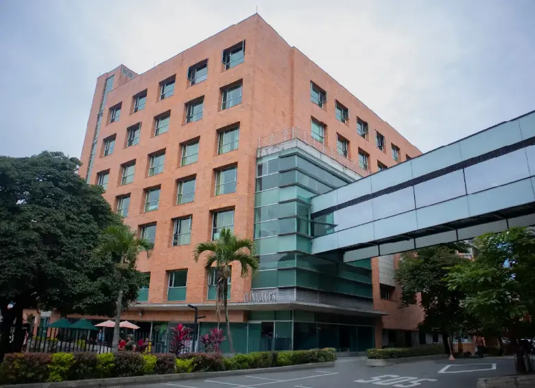 La Clínica CES indicó que ante el incremento masivo en la demanda de pacientes, su personal continúa brindando atención prioritaria basada en la gravedad de cada caso. Foto: Cortesía
