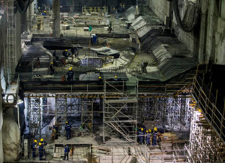 Según informó EPM, en la casa de máquinas de Hidroituango ya están las ocho unidades de generación que tendrá el proyecto. FOTO Julio César Herrera