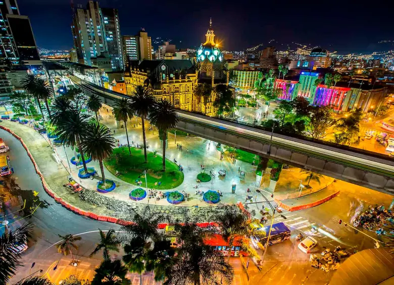 Este es el sexto galardón que recibe Medellín en los Global Travel Awards. En dos ocasiones, 2016 y 2020, la ciudad ha sido elegida como mejor destino de escapas. FOTO: Juan Antonio Sánchez
