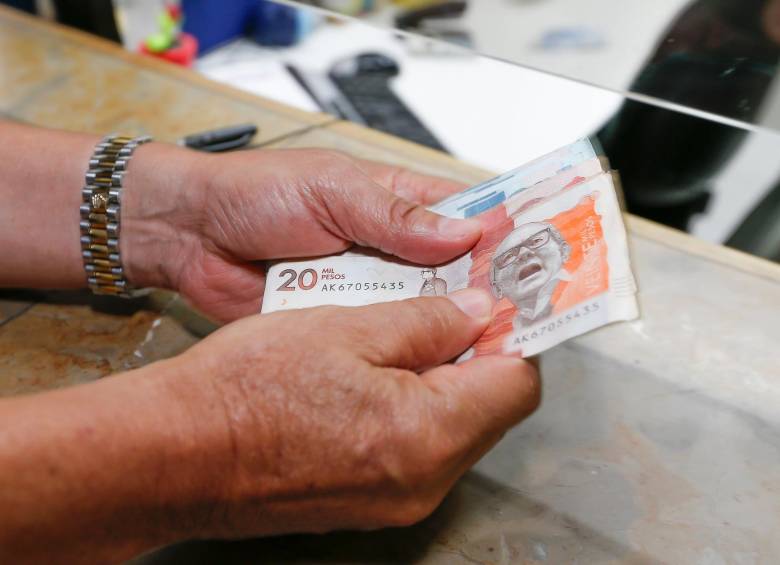 La discusión del mínimo tendrá como escenario el costo de vida más alto de las últimas décadas. FOTO: ESNEYDER GUTIÉRREZ