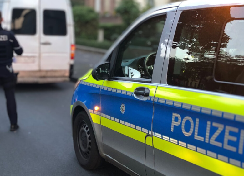 Las autoridades alemanas señalaron que los menores reconocieron estar dispuestos a cometer el atentado. FOTO: Tomada de X (antes Twitter) Policía de Düsseldorf @polizei_nrw_d
