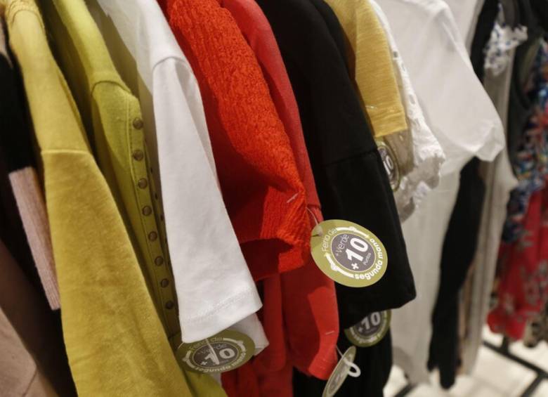 Marca de ropa reconocida a nivel mundial con presencia en Colombia se declaró en bancarrota. Foto: Colprensa