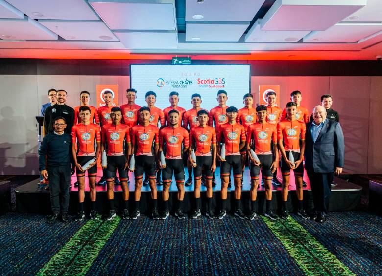 El equipo de la Fundación Esteban Chaves. FOTO CORTESÍA FUNDACIÓN ESTEBAN CHAVES