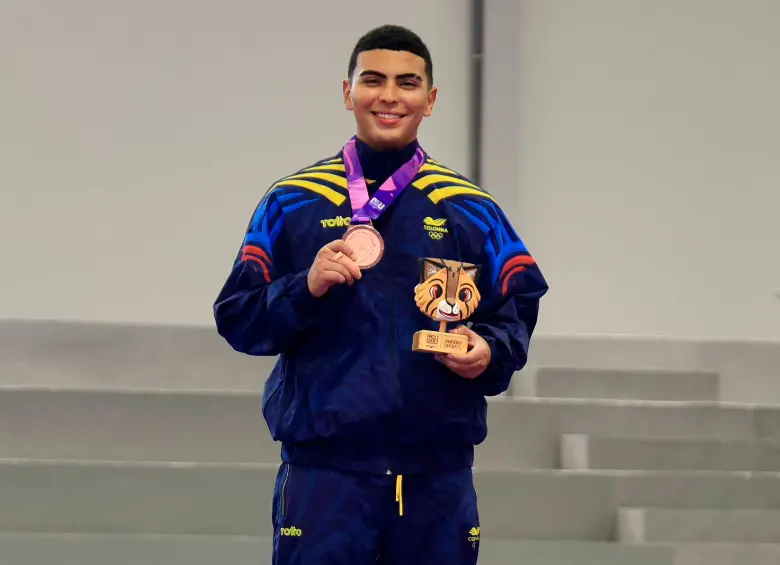 Nicolás Gamboa ocupó el tercer lugar en +84 kg del karate. Foto: Tomada de redes @OlimpicoCol