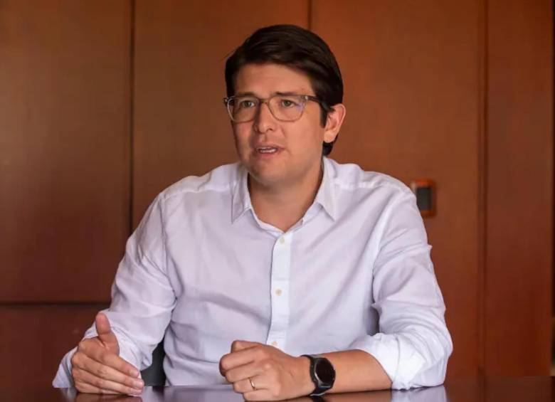 El senador y precandidato presidencial asesinado, Miguel Uribe Turbay. FOTO: Camilo Suárez 