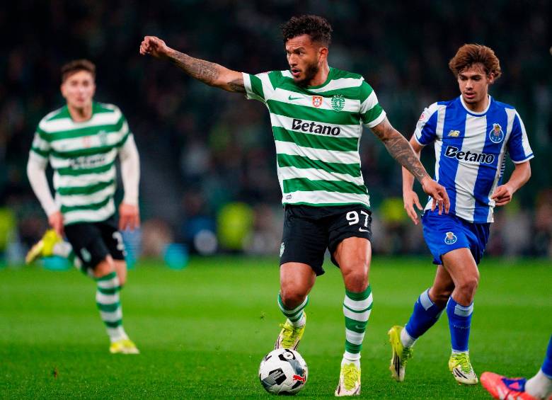 Luis Javier Suárez en el partido de la polémica, donde el Sporting Lisboa venció 1-0 a Porto. FOTO: Getty