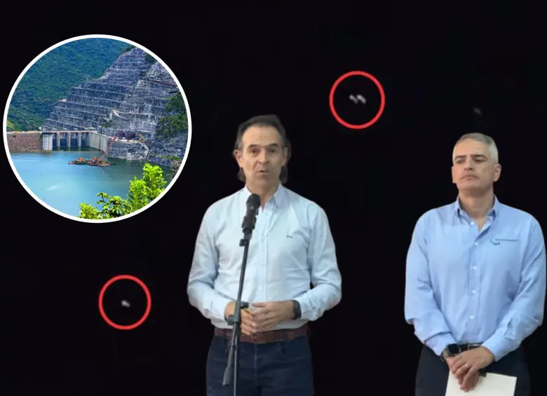 Estos fueron los dos drones que fueron captados sobrevolando Hidroituango en la noche del pasado domingo, situación que despertó las alertas y obligó a cancelar la visita del alcalde, el gobernador y un centenar de periodistas al proyecto. FOTO: CORTESÍA TOMADA DE VIDEO