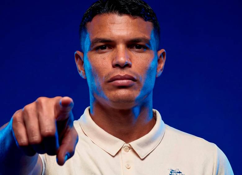 El futbolista brasileño Thiago Silva regresó al balompié de Europa después de tener un paso leve por l Fluminense de Brasil. Foto: tomada del x de @FCPorto
