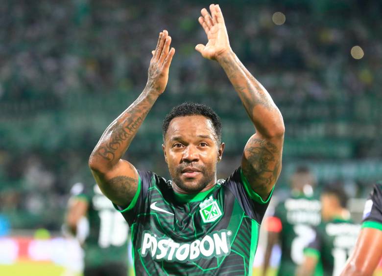 La mayor virtud de Dorlan Pabón es su potente y certero remate. Esta temporada ha sido uno de los jugadores más aplaudidos en Atlético Nacional. FOTO MANUEL SALDARRIAGA