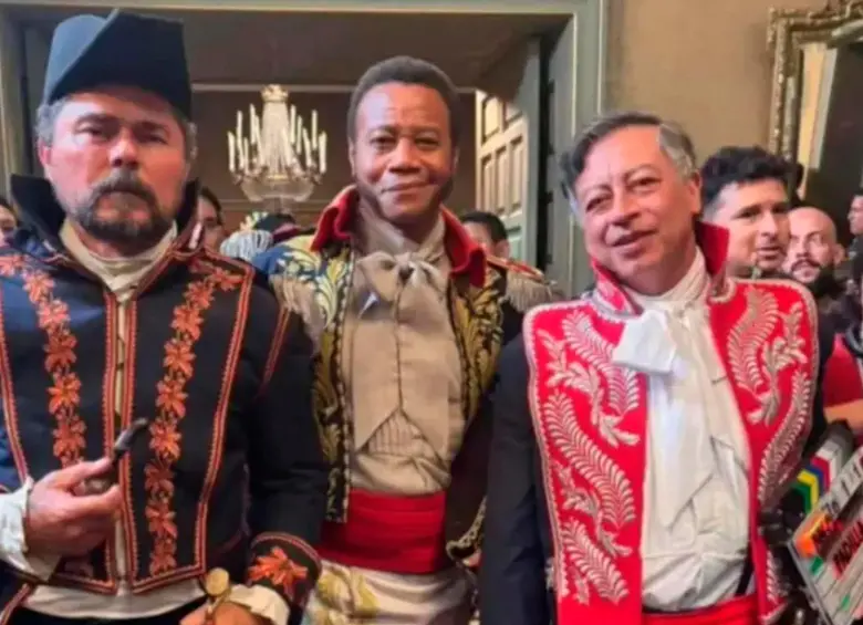 La filtración de esta foto desató una oleada de memes y críticas. Los realizadores se preguntaron por los recursos públicos dados a la película y los mecanismos para asignarlos. FOTO Caracol Radio