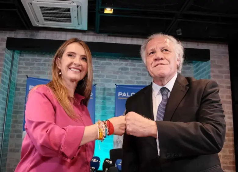 Paloma Valencia con Luis Almagro en Bogotá. Foto: Redes sociales.