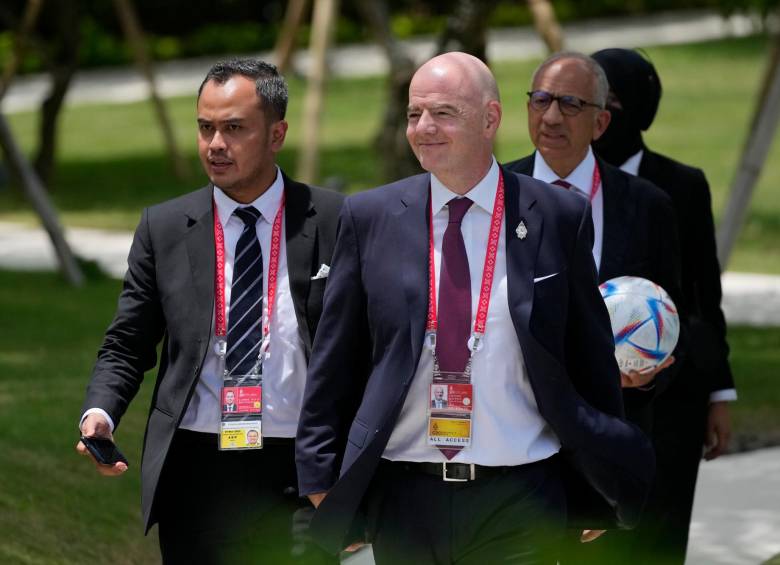 El presidente de la Fifa, Gianni Infantino, antes de su intervención en la cumbre del G20 en la isla indonesia de Bali. FOTO: EFE 