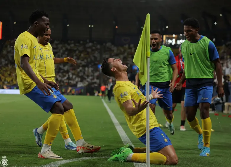 Cristiano Ronaldo celebrando su doblete en el último partido de la Liga Árabe. FOTO: CUENTA DE X @AlAlNassrFC