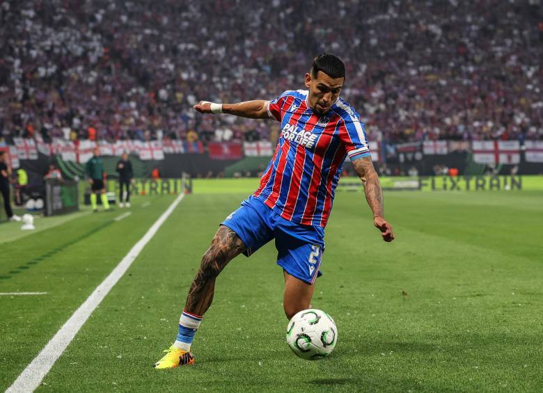 Daniel Muñoz podría ir a jugar al Nottingham Forest. FOTO GETTY