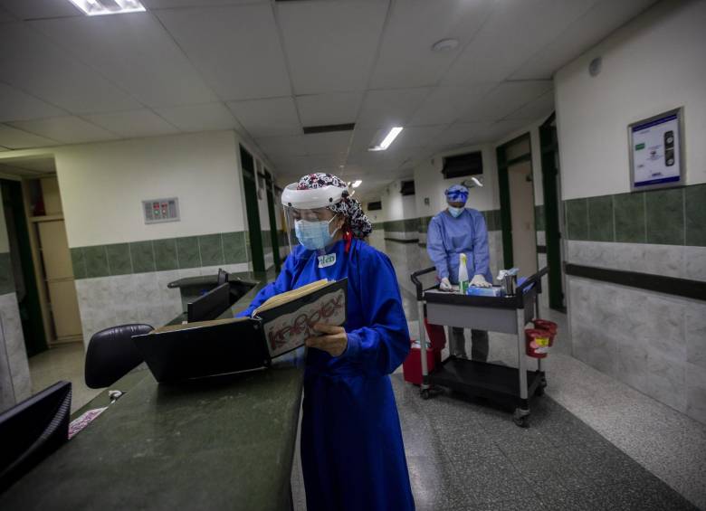 Los pacientes serán reubicados provisionalmente en los centros de salud Civitón y en la unidad hospitalaria del Doce de Octubre. Foto: Camilo Suárez