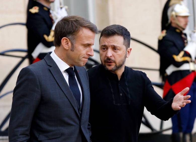 Macron propuso discutir la posibilidad de extender la disuasión nuclear francesa a sus socios europeos, entre los cuales está Ucrania. FOTO: Getty