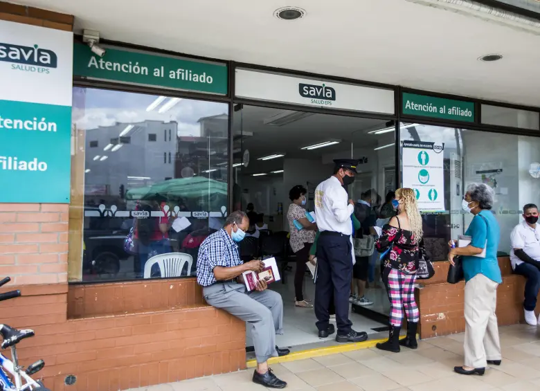 Gobernación de Antioquia, Alcaldía de Medellín y Comfama buscarán tener claridad sobre cómo reciben a Savia Salud de manos del Gobierno Nacional. FOTO: JULIO CÉSAR HERRERA