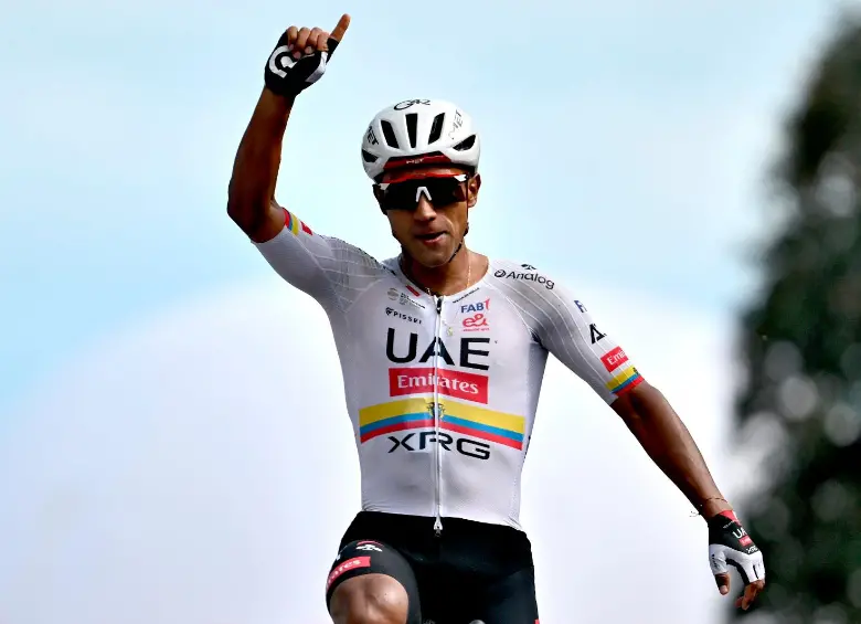 El ecuatoriano Jhonatan Narváez alcanzó su cuarto triunfo en la historia del Giro de Italia. FOTO GETTY