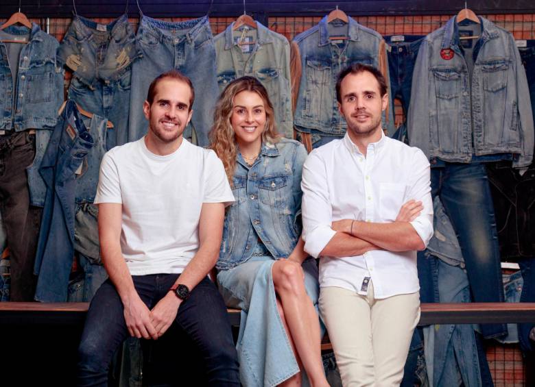 La marca pasó a manos de Felipe, Andrea y Alejandro Jaramillo Vélez, quienes buscaron seguir con el legado de sus padres. FOTO cortesía