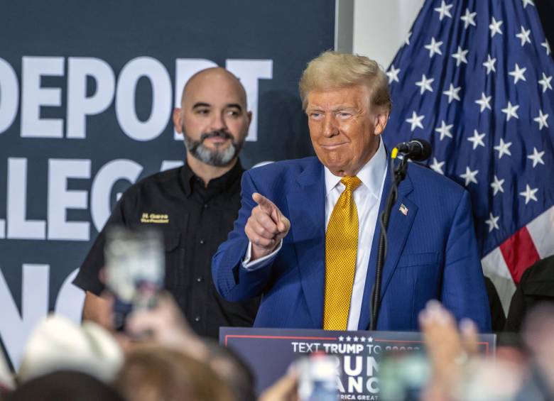 Se espera que tanto Canadá como México respondan a Trump con posibles represalias comerciales, lo que podría intensificar la tensión en el comercio internacional. FOTO: AFP