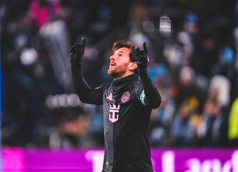 El futbolista argentino Lionel Messi es la figura del Inter de Miami. El atacante, de 37 años, parece vivir el cierre de su carrera en Estados Unidos. FOTO: Tomada de X @InterMiamiCF