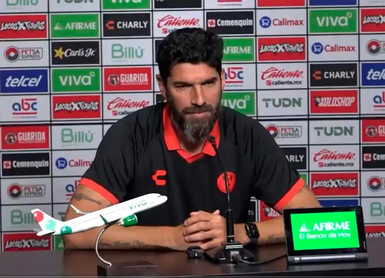 El exfutbolista uruguayo Sebastián “El Loco” Abreu fue el reemplazo de Juan Carlos Osorio en los Xolos de Tijuana. FOTO: CAPTURA DE PANTALLA