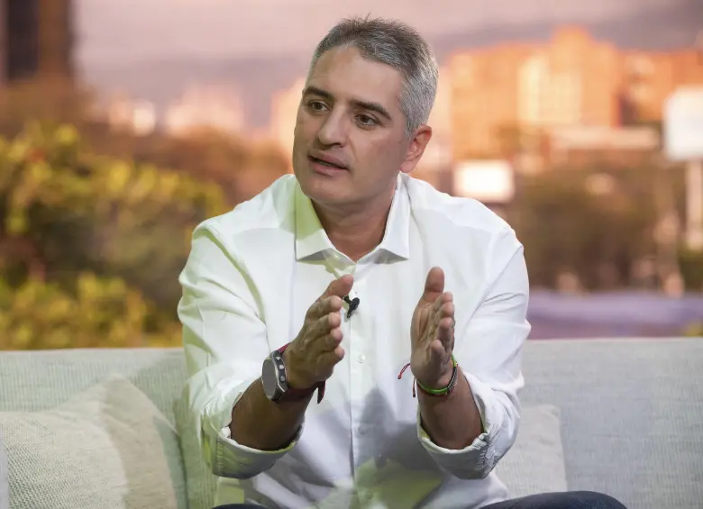 El gobernador Rendón insiste en que con su propuesta de autonomía fiscal, los departamentos tendrán $32 billones más. Quienes se oponen, afirman que es egoísta y los más pobres sufrirían. FOTO: Manuel Saldarriaga. 