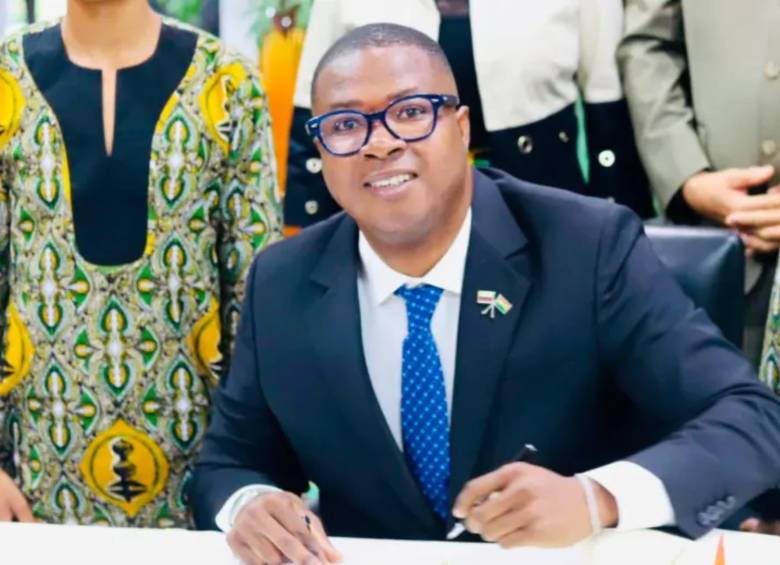 Daniel García exembajador de Colombia en Ghana, investigado por violencia intrafamiliar. Foto: redes sociales