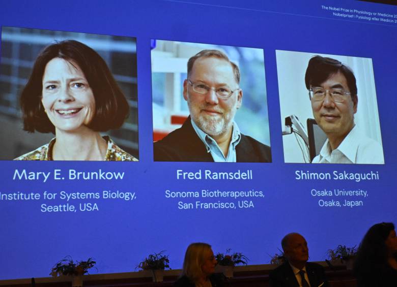 Mary E Brunkow, Fred Ramsdell y Shimon Sakaguchi fueron premiados con el Nobel de Medicina este lunes, 6 de octubre. FOTO: AFP