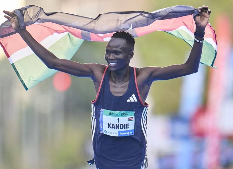 El keniano Kibiwott Kandie, es reconocido por haber terminado segundo, detrás del ugandés Jacob Kiplimo, en el Mundial de media maratón de Gdynia, Polonia, en 2020. FOTO: GETTY