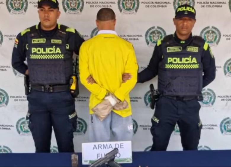 El sujeto, luego de disparar contra el uniformado, fue buscado por medio de un operativo con plan “candado” para dar con su rápida captura. FOTO: Policía Metropolitana de Bogotá