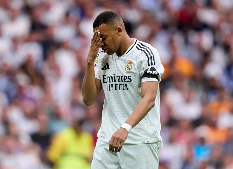El delantero francés Kylian Mbappé fue hospitalizado por cuadro agudo de gastroenteritis. FOTO: GETTY