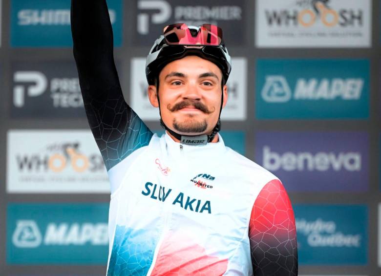 El masajista Vladimír Kovacik, de 28 años, fue quien representó a Eslovaquia en el Mundial de Ciclismo. Foto: tomada del x de @ciclistacofidis