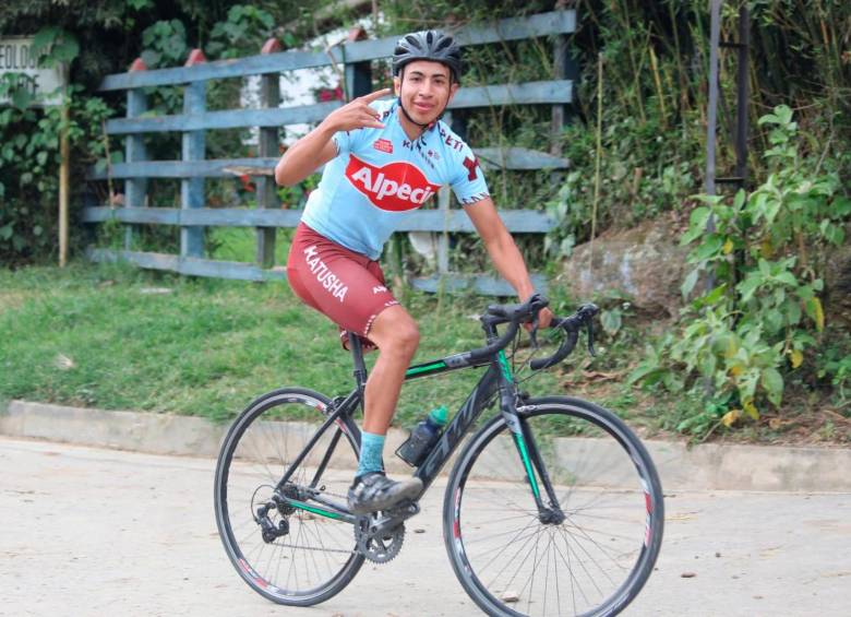 Julián Gil es ejemplo de superación. En el Nacional de paracycling es uno de los favoritos al triunfo. FOTO CORTESÍA juan luis londoño
