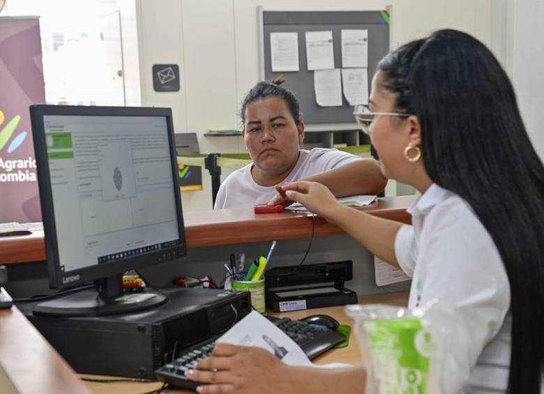 El Banco Agrario es el encargado de realizar la dispersión de las transferencias a más de 700.000 hogares en todos los municipios del país.