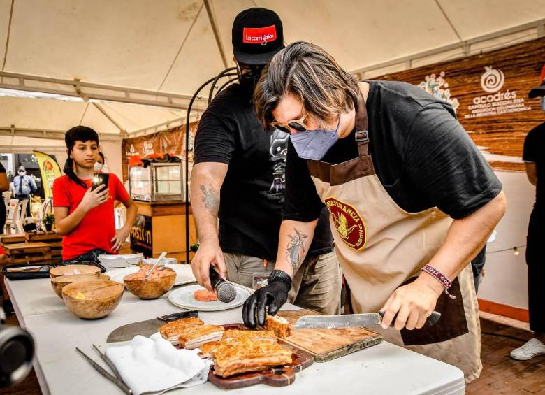 La chef denunció que a pesar de haber elegido un ganador, el chef Iván Saúmed, otra persona se quedó con el triunfo. Foto: Alcaldía Distrital de Santa Marta. 