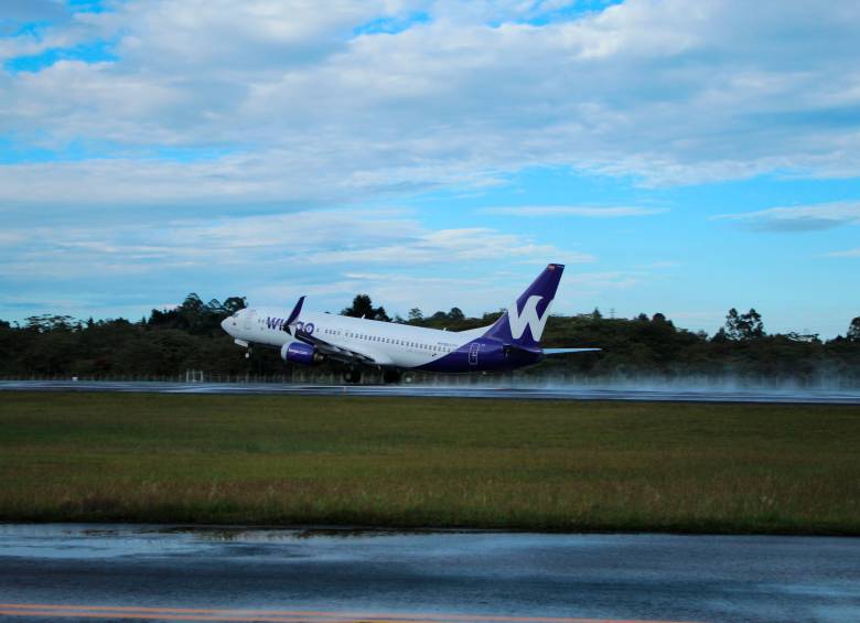 La aerolínea Wingo anunció que operará más de 750 vuelos entre el 3 y el 13 de octubre (semana de receso), reforzando rutas hacia el Caribe, Antioquia y Bucaramanga. FOTO: Cortesía Wingo