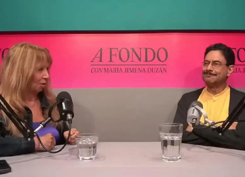 Una de las entrevistas que ha concedido fue en el pódcast de la periodista María Jimena Duzán. FOTO CAPTURA DE VIDEO