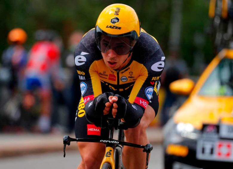 Con un leve asomo de montaña, el Tour llega a Francia este martes