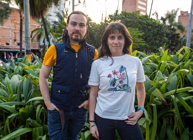 Wilder Lopera y Jacqueline Builes hacen parte de Ruido y Furia y en 2022 estrenaron la obra Tiempo de Escape. Foto: Carlos Velásquez. 