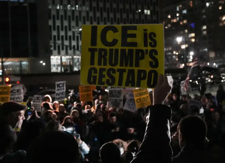 Las masivas protestas contra el ICE en Estados Unidos. FOTO: AFP