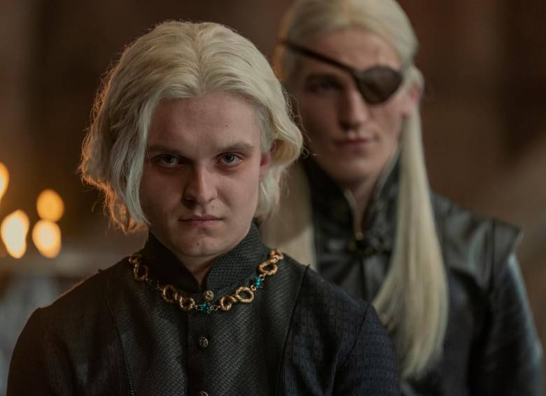 Los grandes Aegon y Aemond: Tom Glynn-Carney y atrás Ewan Mitchell. FOTO Corrtesía HBO Max