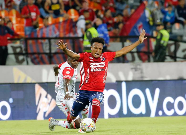 Jean Pineda regresó a los entrenamientos rojos. FOTO Esneyder Gutiérrez