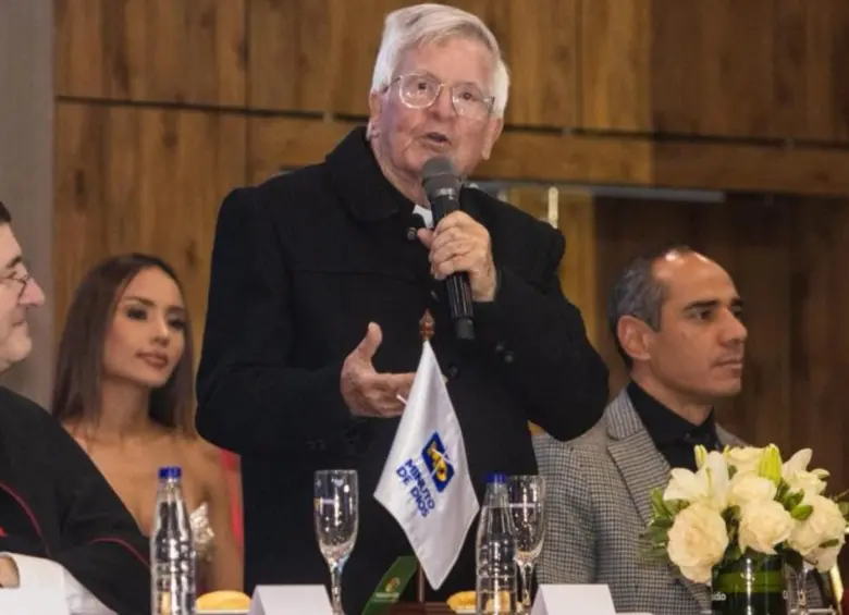 El padre Diego Jaramillo en un evento de Uniminuto. FOTO: Corporación Organización Minuto de Dios