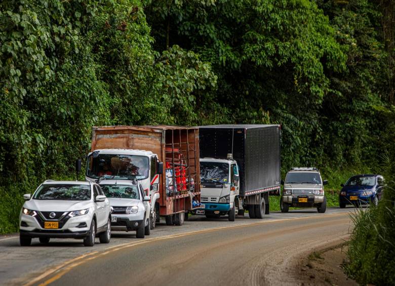 La doble calzada Santuario - Caño Alegre reducirá los tiempos de viaje entre en Medellín y Bogota en un 65%. FOTO Julio Herrera