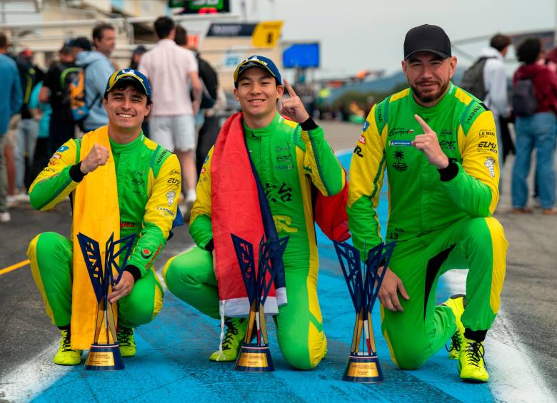 Henry Cubides (izquierda), Chung Chou (centro) y Alexander Bukhantsov (derecha) son los 3 pilotos de Inter Europol Competition en LMP3. FOTO: CORTESÍA